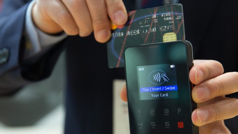 Tests used to determine jurisdiction for Internet based transactions