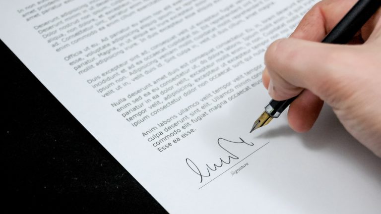 Track changes for agreements, Franchises and the CPA