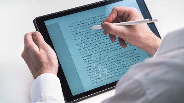 Electronic Consents, Disclosures, and Signatures Webinar, How does the law recognise or define e-signatures